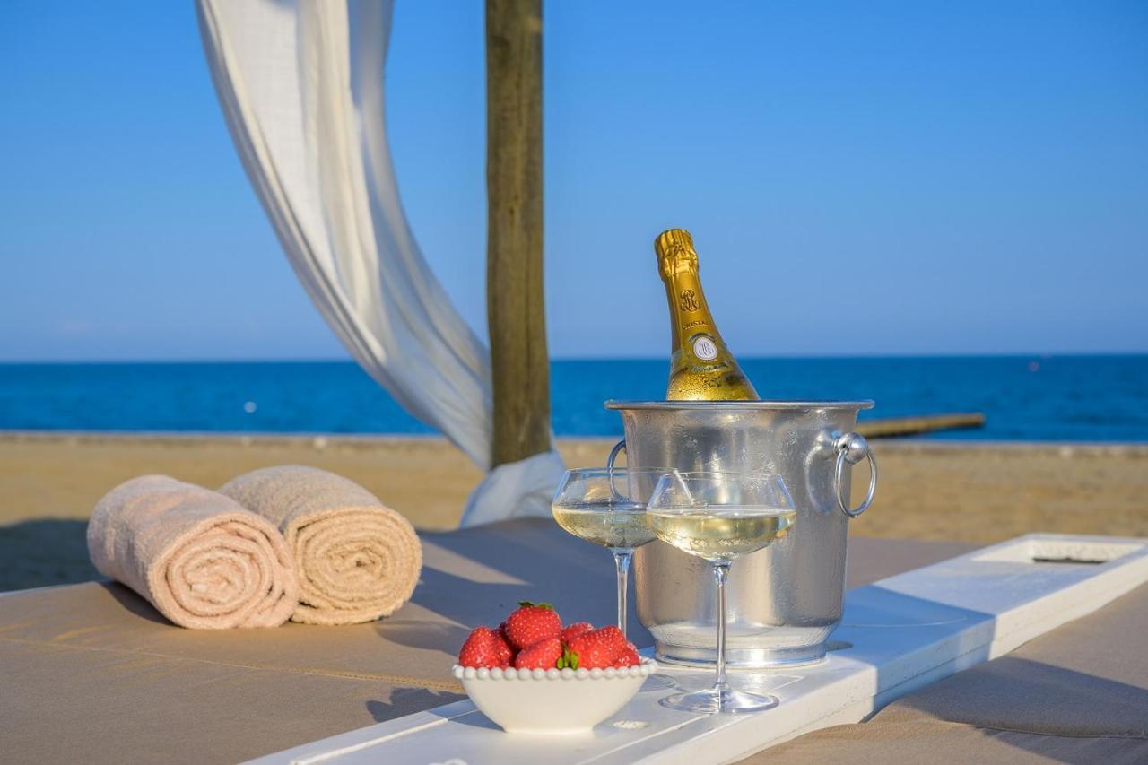 Pareus Beach Resort Каорле Экстерьер фото